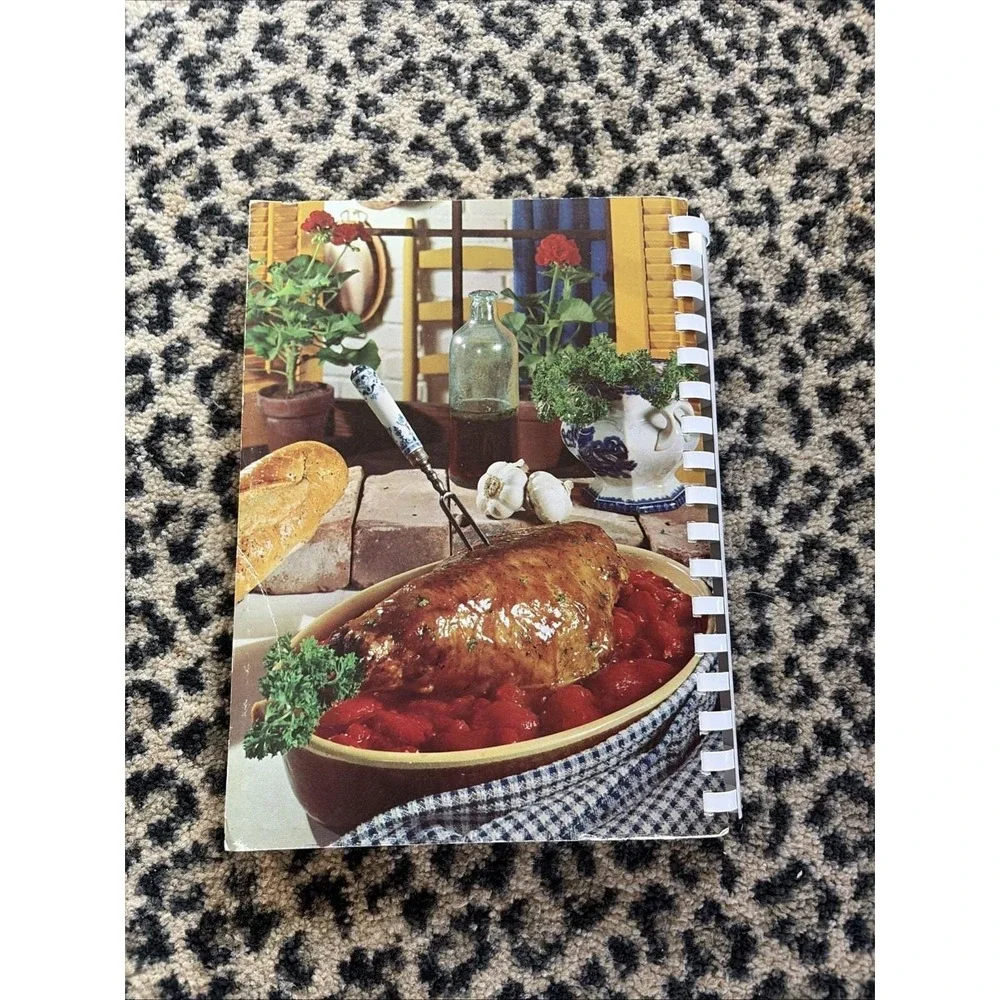 1969 NFRW‎ Republican Woman's Community Cookbook MEATS VTG Spiral Bound Granny